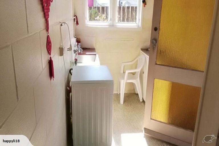 Photo of property in 38 Dellwood Avenue, Henderson, Auckland, 0612