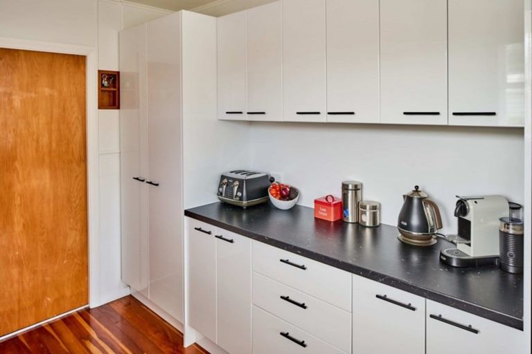 Photo of property in 49a Piko Street, Titahi Bay, Porirua, 5022