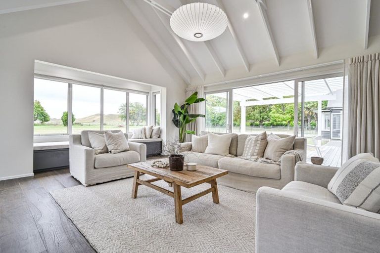 Photo of property in 664a Swamp Road, Puketapu, Napier, 4183