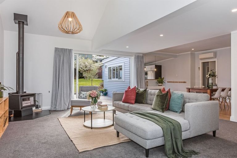 Photo of property in 6 Bay Drive, Titahi Bay, Porirua, 5022