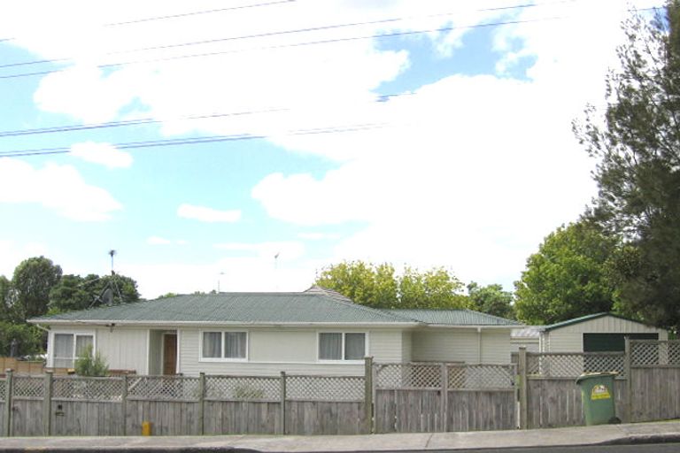 Photo of property in 249 Rangatira Road, Beach Haven, Auckland, 0626