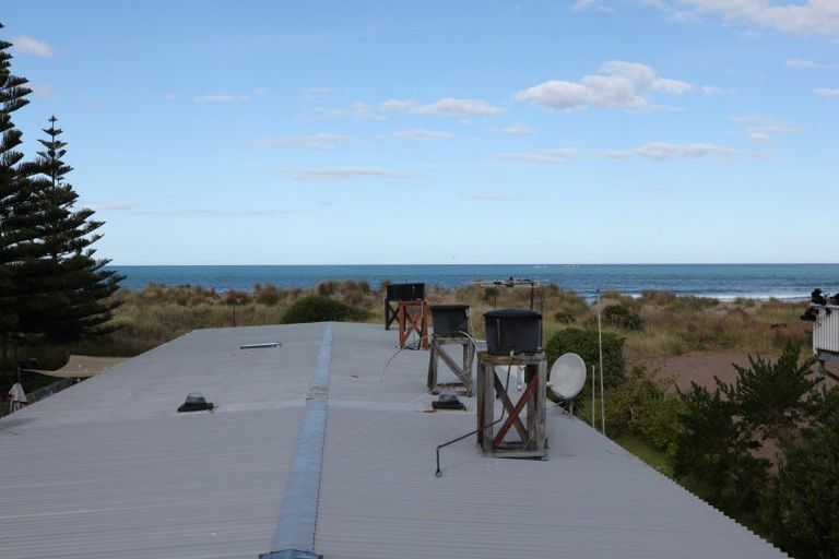 Photo of property in 79a Blue Pacific Parade, Riversdale Beach, Masterton, 5872