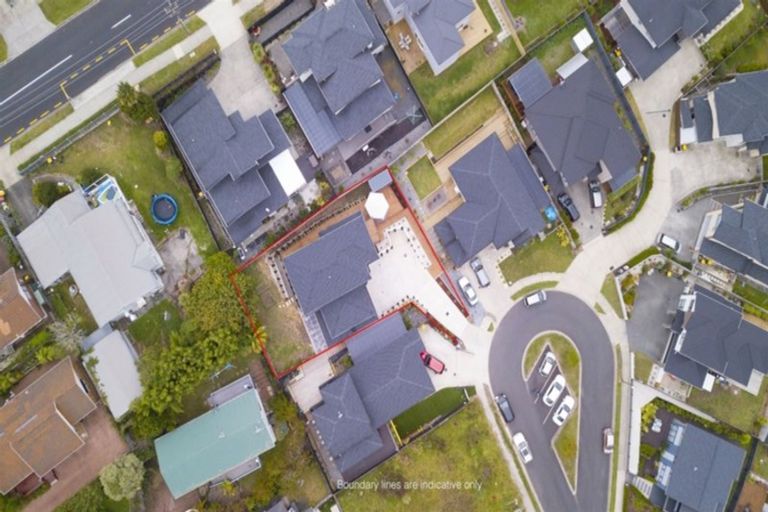 Photo of property in 14 San Casello Rise, Henderson, Auckland, 0612