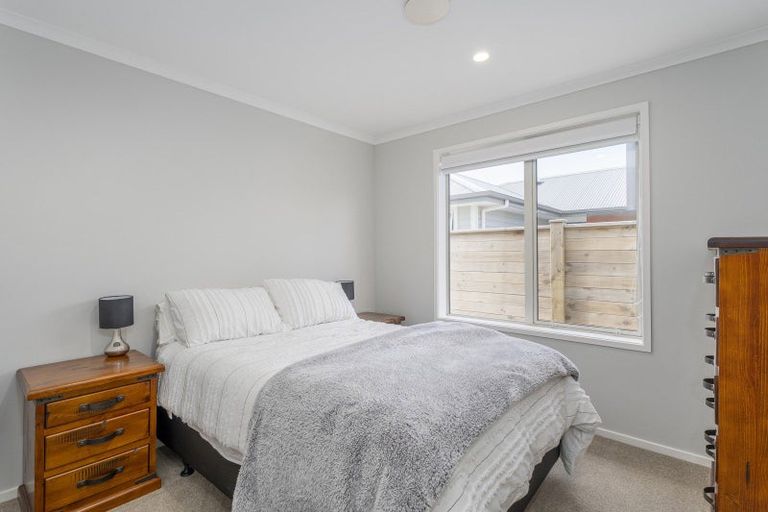 Photo of property in 17 Mermaid Place, Whitianga, 3510