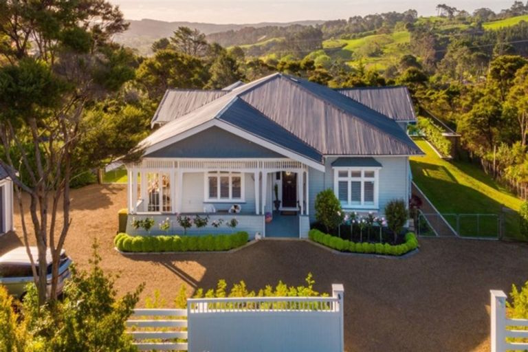 Photo of property in 374 Ridge Road, Coatesville, Albany, 0793