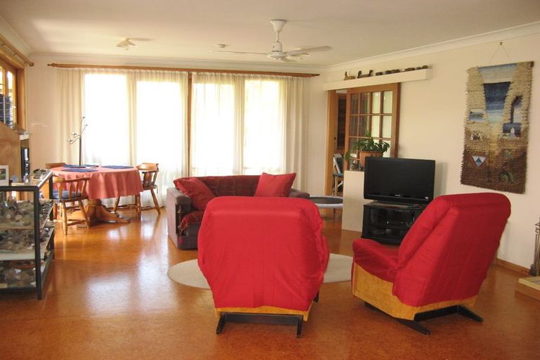 Photo of property in 91 Yorke Road, Haruru, 0204