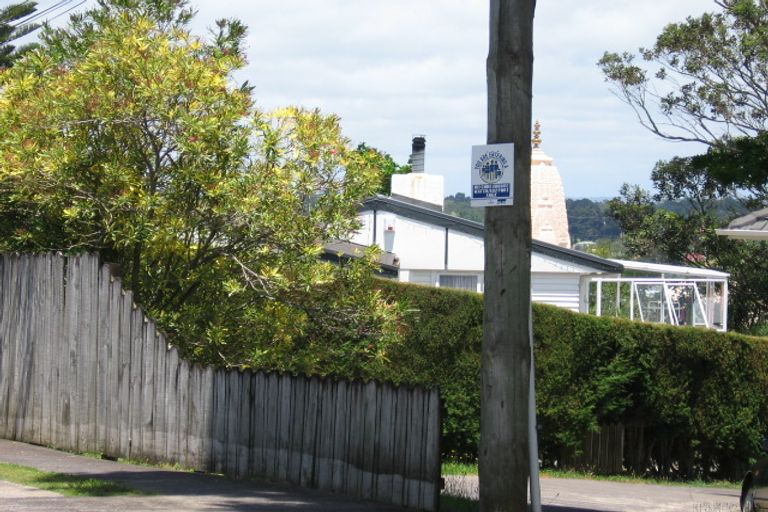 Photo of property in 6 Acton Place, Avondale, Auckland, 0600