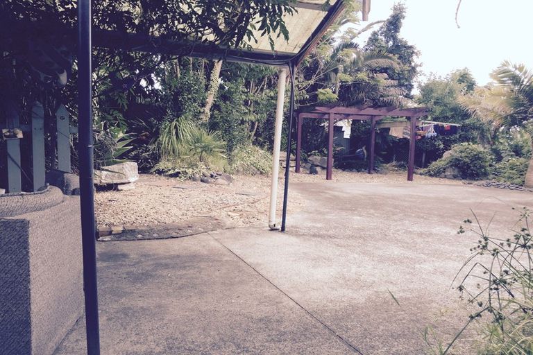 Photo of property in 5 Don Croot Street, Morningside, Auckland, 1021