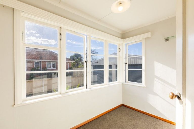 Photo of property in 50 Barker Road, Marewa, Napier, 4110