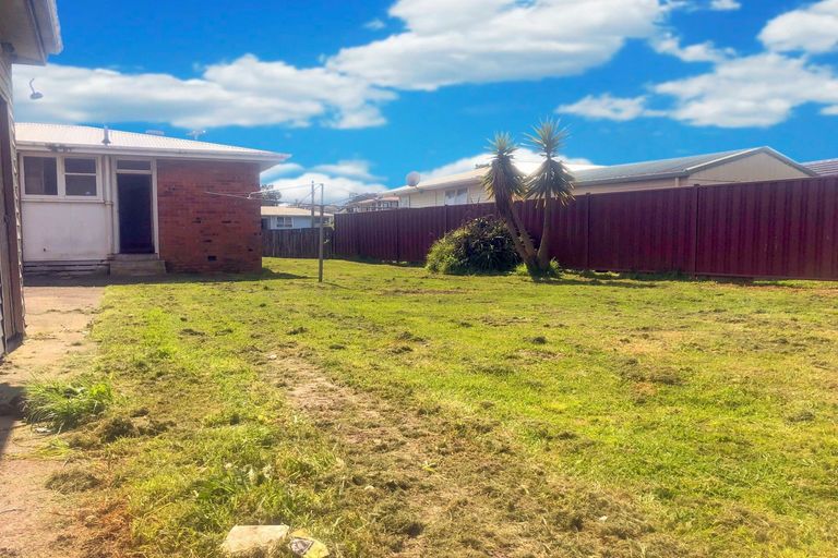 Photo of property in 3 Grundy Place, Otara, Auckland, 2023