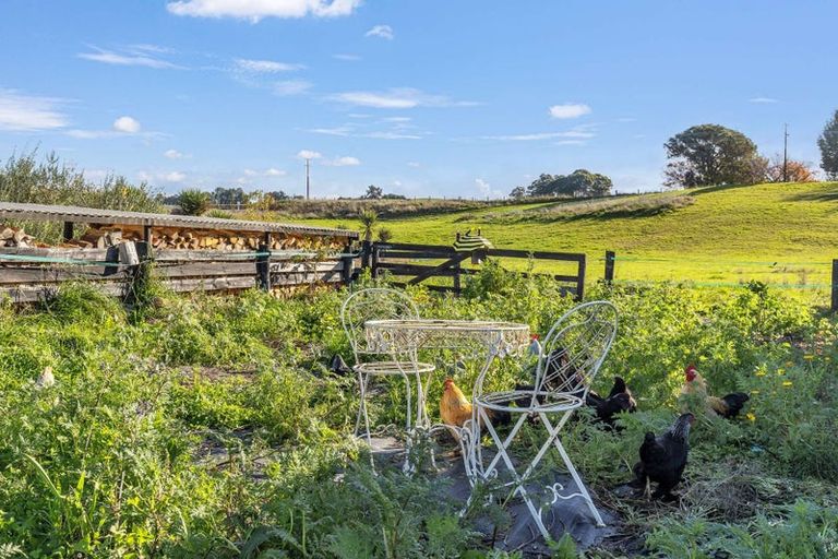 Photo of property in 15 Harley Road, Tasman, Upper Moutere, 7175