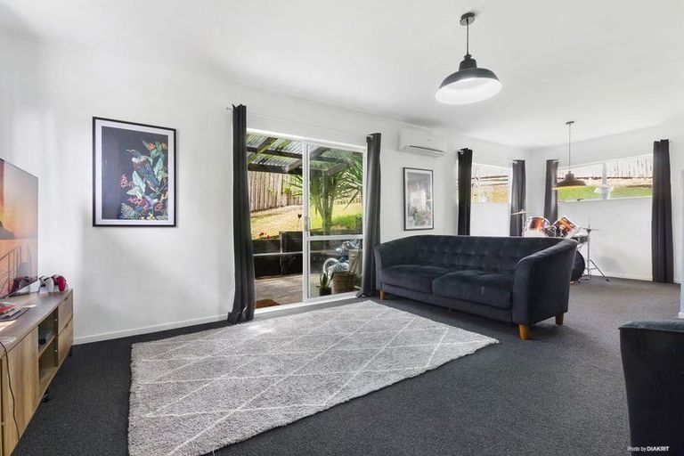 Photo of property in 4/24 Eastglen Road, Glen Eden, Auckland, 0602