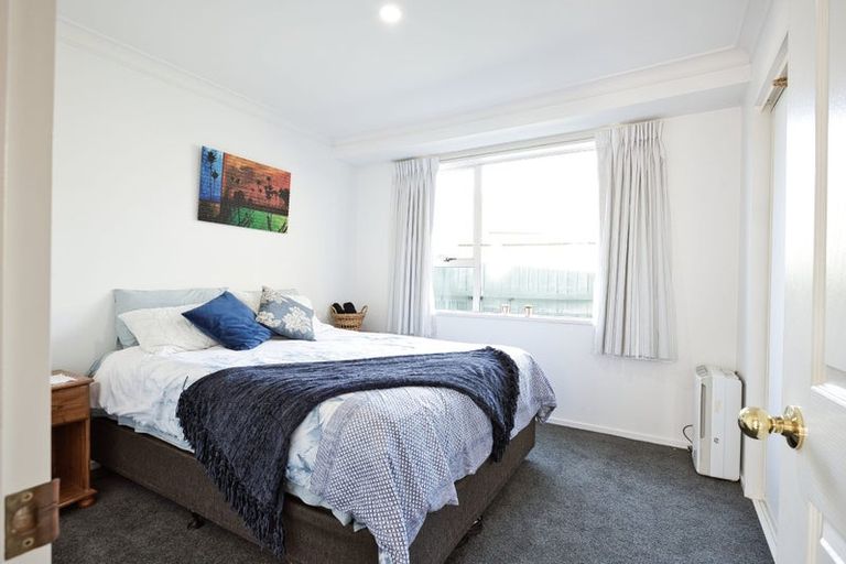 Photo of property in 41 Broadhaven Avenue, Parklands, Christchurch, 8083