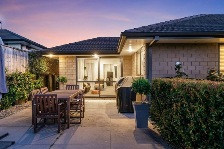 Photo of property in 92 Falcon Drive, Welcome Bay, Tauranga, 3112