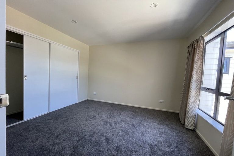 Photo of property in 367a Don Buck Road, Massey, Auckland, 0614