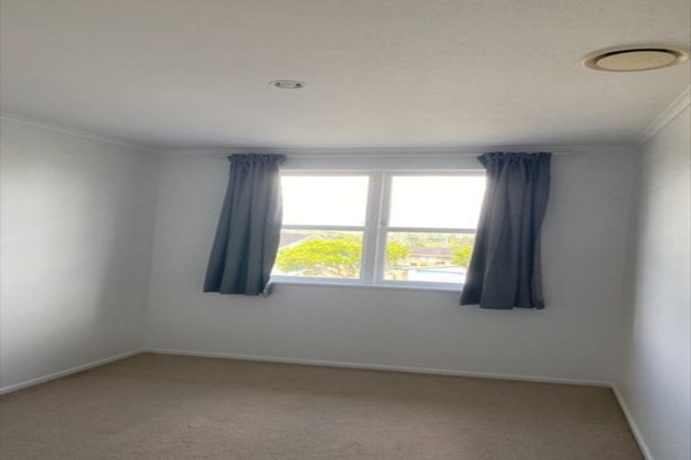 Photo of property in 24 Aotea Road, Glen Eden, Auckland, 0602