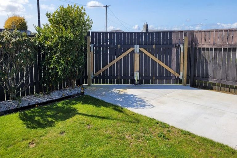 Photo of property in 1 Bandon Grove, Bell Block, New Plymouth, 4312