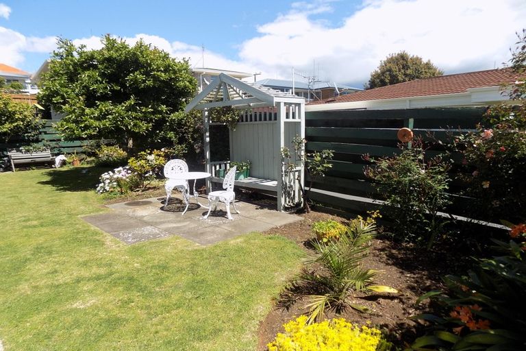 Photo of property in 22 Tupaea Place, Otumoetai, Tauranga, 3110