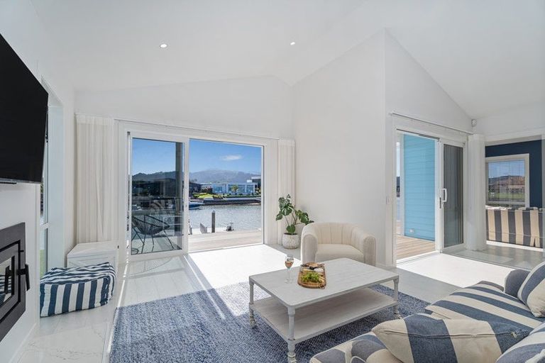 Photo of property in 17 Waitotara Way, Whitianga, 3510