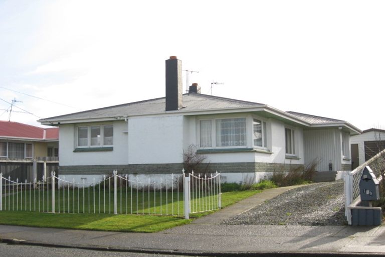 Photo of property in 131 Edinburgh Crescent, Waikiwi, Invercargill, 9810