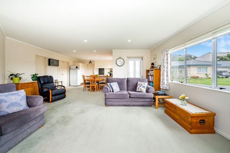 Photo of property in 17a Villa Grove, Paraparaumu, 5032