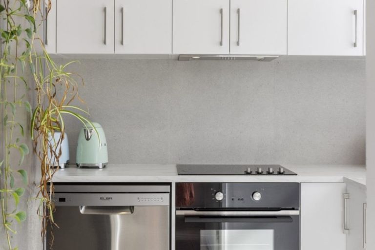 Photo of property in 43c Waitaha Road, Welcome Bay, Tauranga, 3112