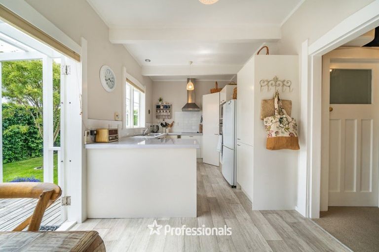 Photo of property in 2 Ropata Crescent, Boulcott, Lower Hutt, 5010