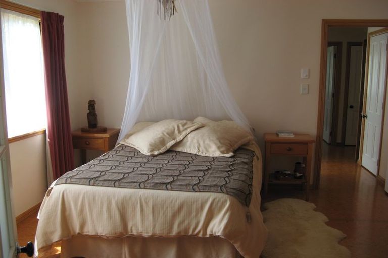 Photo of property in 91 Yorke Road, Haruru, 0204