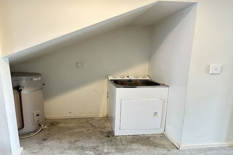 Photo of property in 40 Albionvale Road, Glen Eden, Auckland, 0602