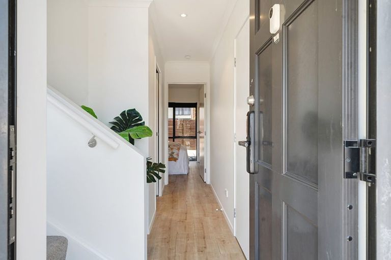 Photo of property in St Claire Village, 209/172 Mcleod Road, Te Atatu South, Auckland, 0610