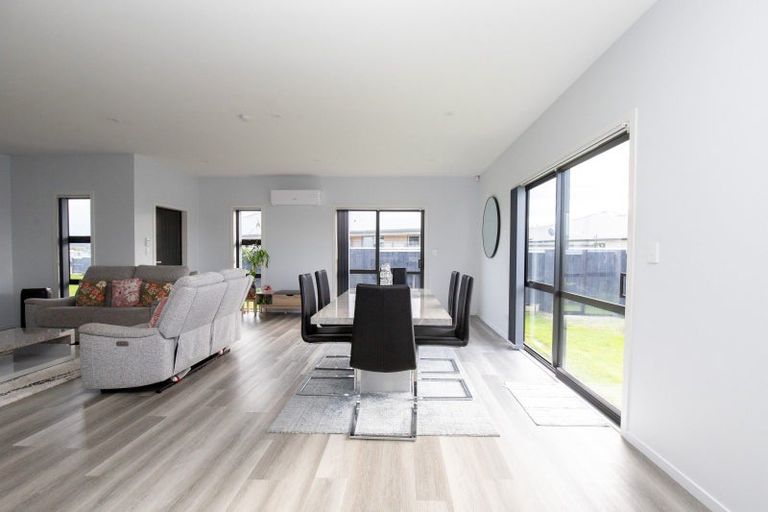 Photo of property in 22 Mcwatters Drive, Ngatea, 3503