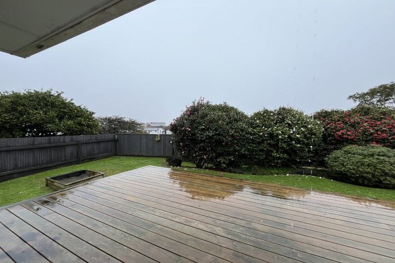 Photo of property in 13 Elm Grove, Westown, New Plymouth, 4310