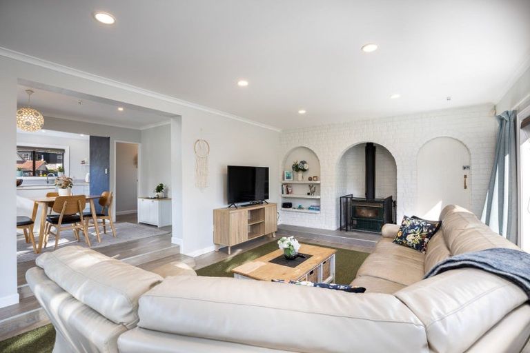 Photo of property in 9 Lombardy Place, Whalers Gate, New Plymouth, 4310