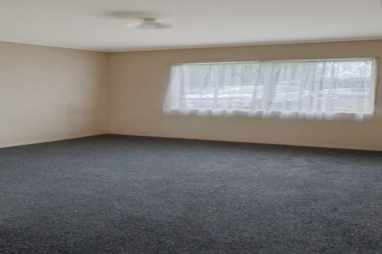 Photo of property in 83 Pooks Road, Ranui, Auckland, 0612