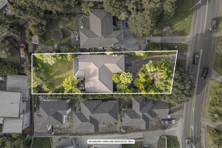 Photo of property in 43 Atkinson Road, Titirangi, Auckland, 0604