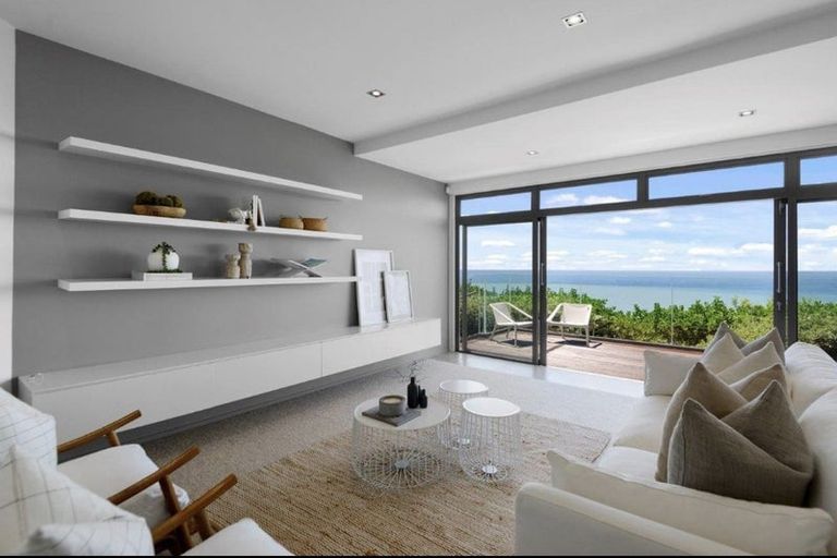 Photo of property in 10 Smugglers Cove, Scarborough, Christchurch, 8081