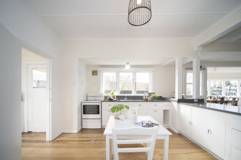 Photo of property in 119 Sherwill Street West, Feilding, 4702