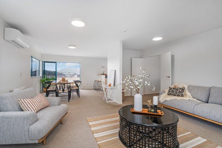 Photo of property in 10 Protea Crescent, Whitianga, 3510