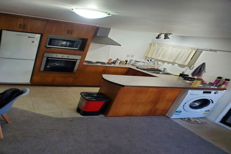 Photo of property in 87 Brian Crescent, Stanmore Bay, Whangaparaoa, 0932