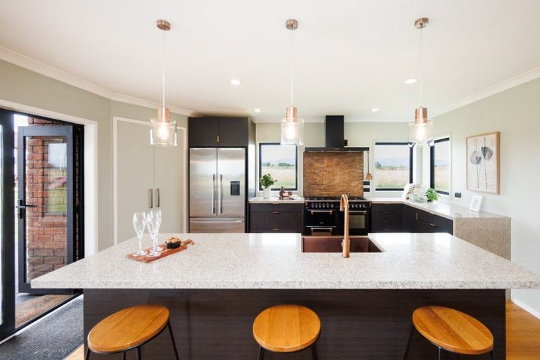 Photo of property in 1061 Taonui Road, Colyton, Feilding, 4775