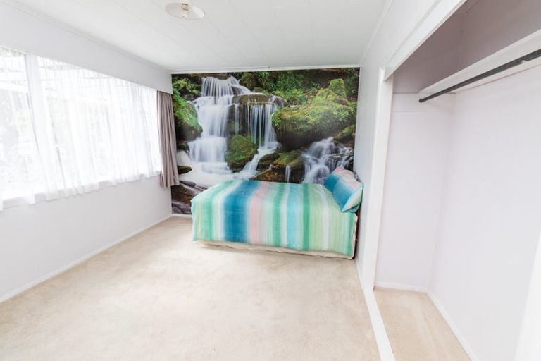 Photo of property in 124 Naenae Road, Naenae, Lower Hutt, 5011