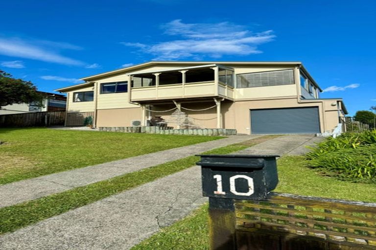 Photo of property in 10 Claydon Place, Ohope, 3121