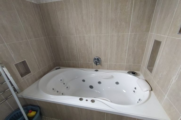 Photo of property in 1/31 Howe Street, Howick, Auckland, 2014