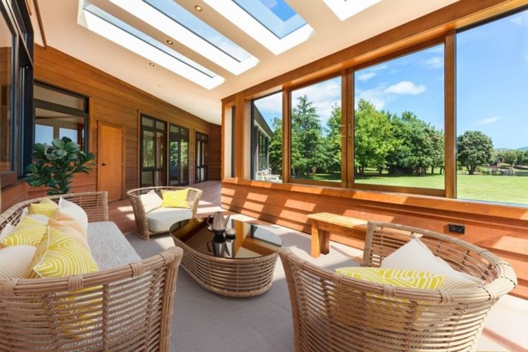 Photo of property in 132 Milne Drive, Paraparaumu, 5032