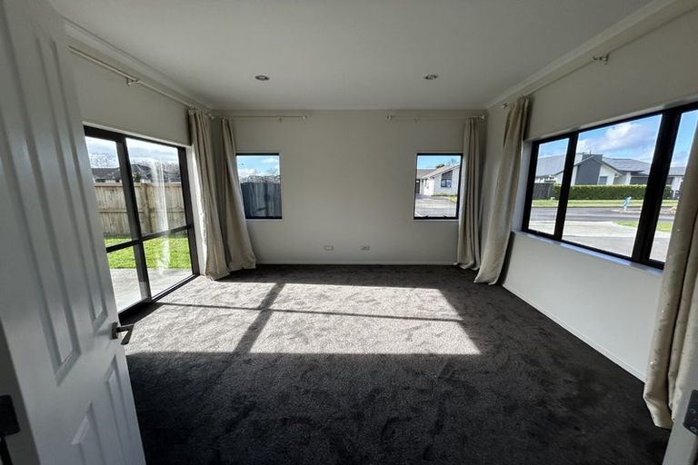 Photo of property in 2 Capricorn Place, Rototuna North, Hamilton, 3210