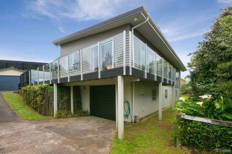 Photo of property in 5a Oawai Place, Marfell, New Plymouth, 4310