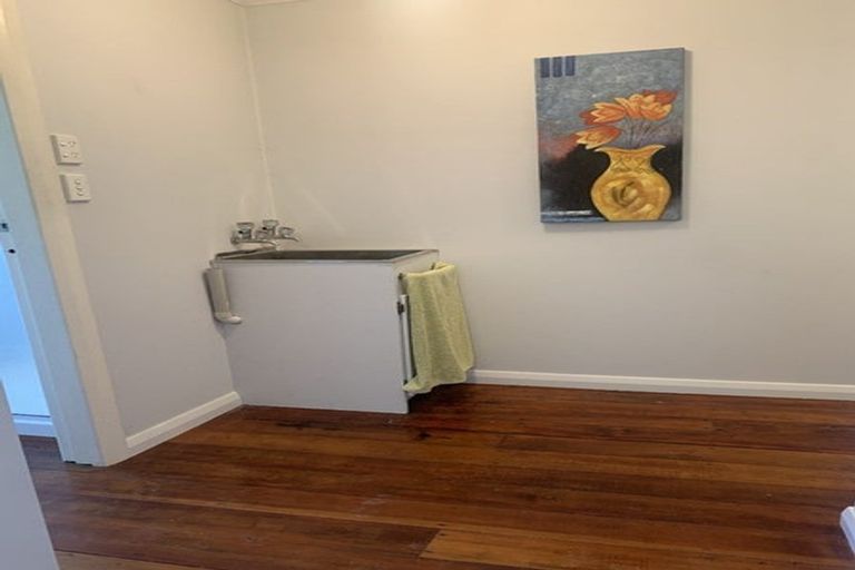 Photo of property in 1471 Masterton Castlepoint Road, Tauweru, Masterton, 5889