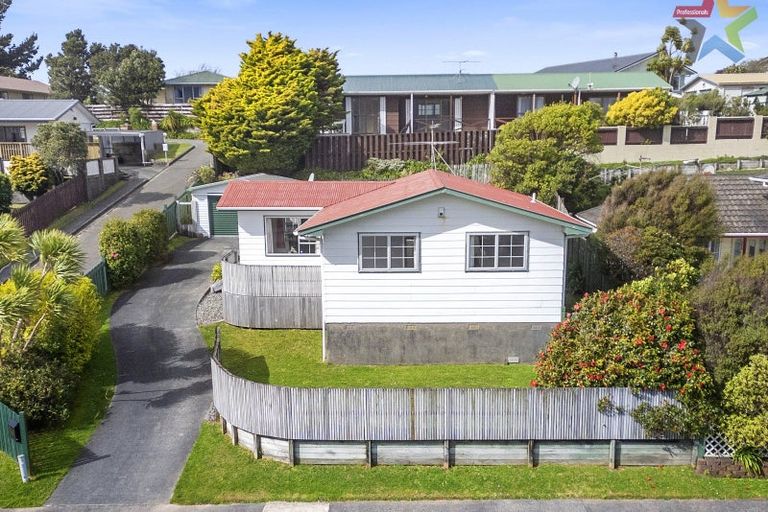 Photo of property in 15 Mossburn Grove, Kelson, Lower Hutt, 5010