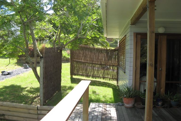 Photo of property in 91 Yorke Road, Haruru, 0204