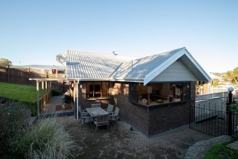 Photo of property in 4 Kenilworth Place, Dinsdale, Hamilton, 3204